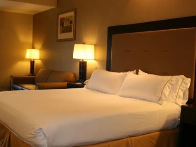 Express - Richmond Area By Ihg Hotel San Pablo