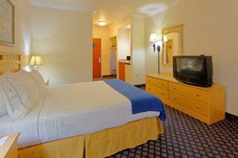 Express - Richmond Area By Ihg San Pablo