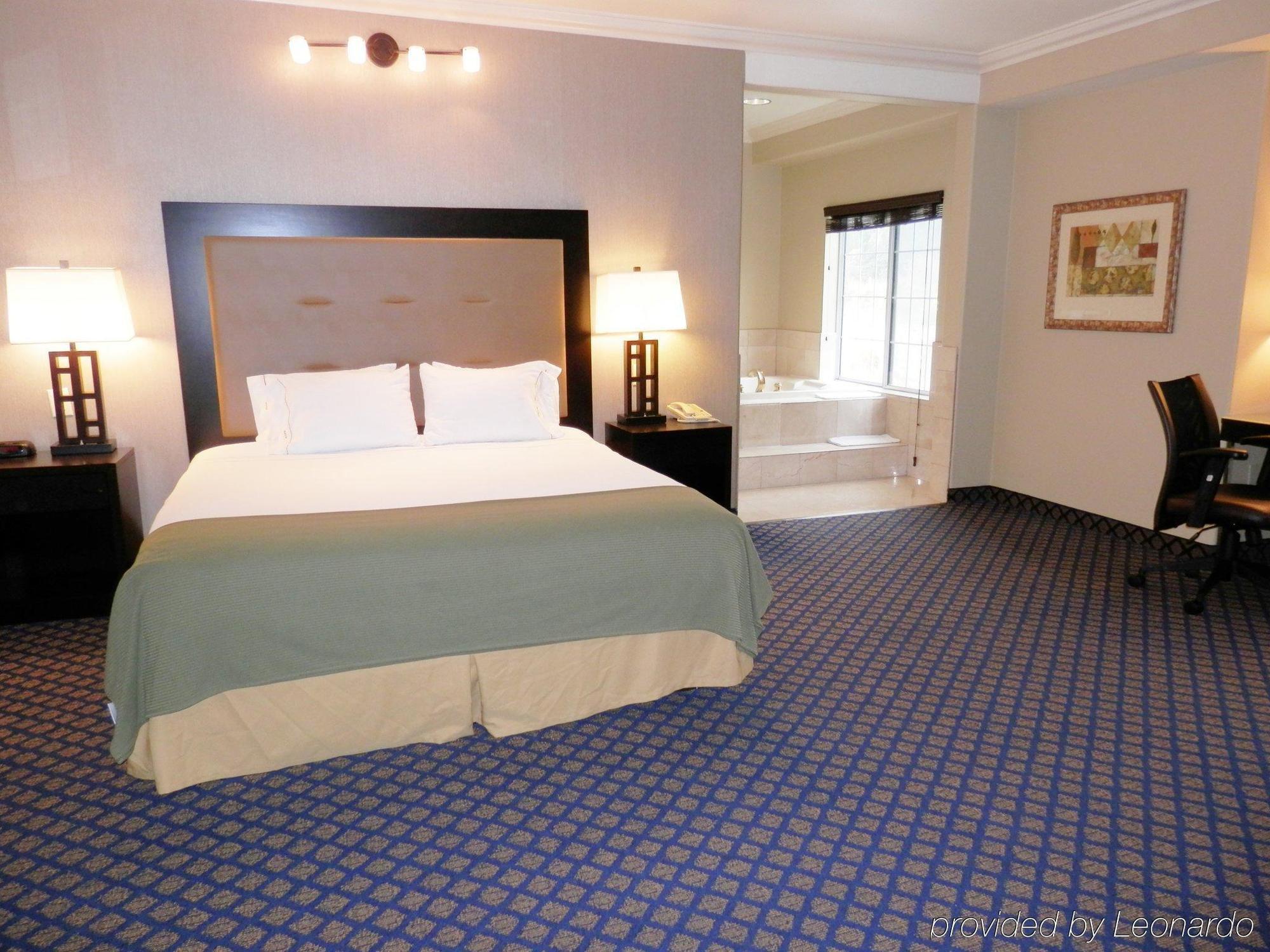 Express - Richmond Area By Ihg San Pablo