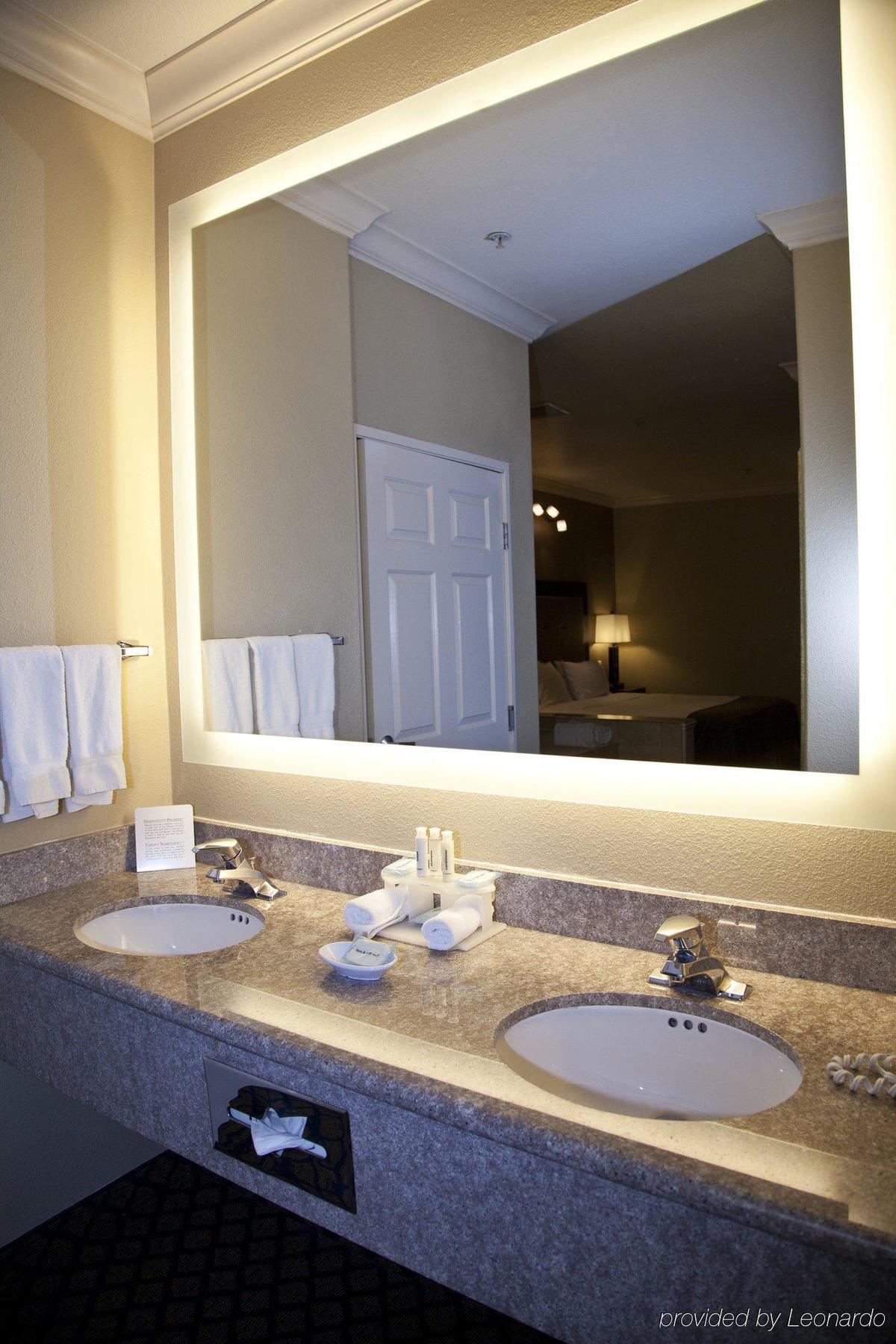 Hotel Express - Richmond Area By Ihg San Pablo