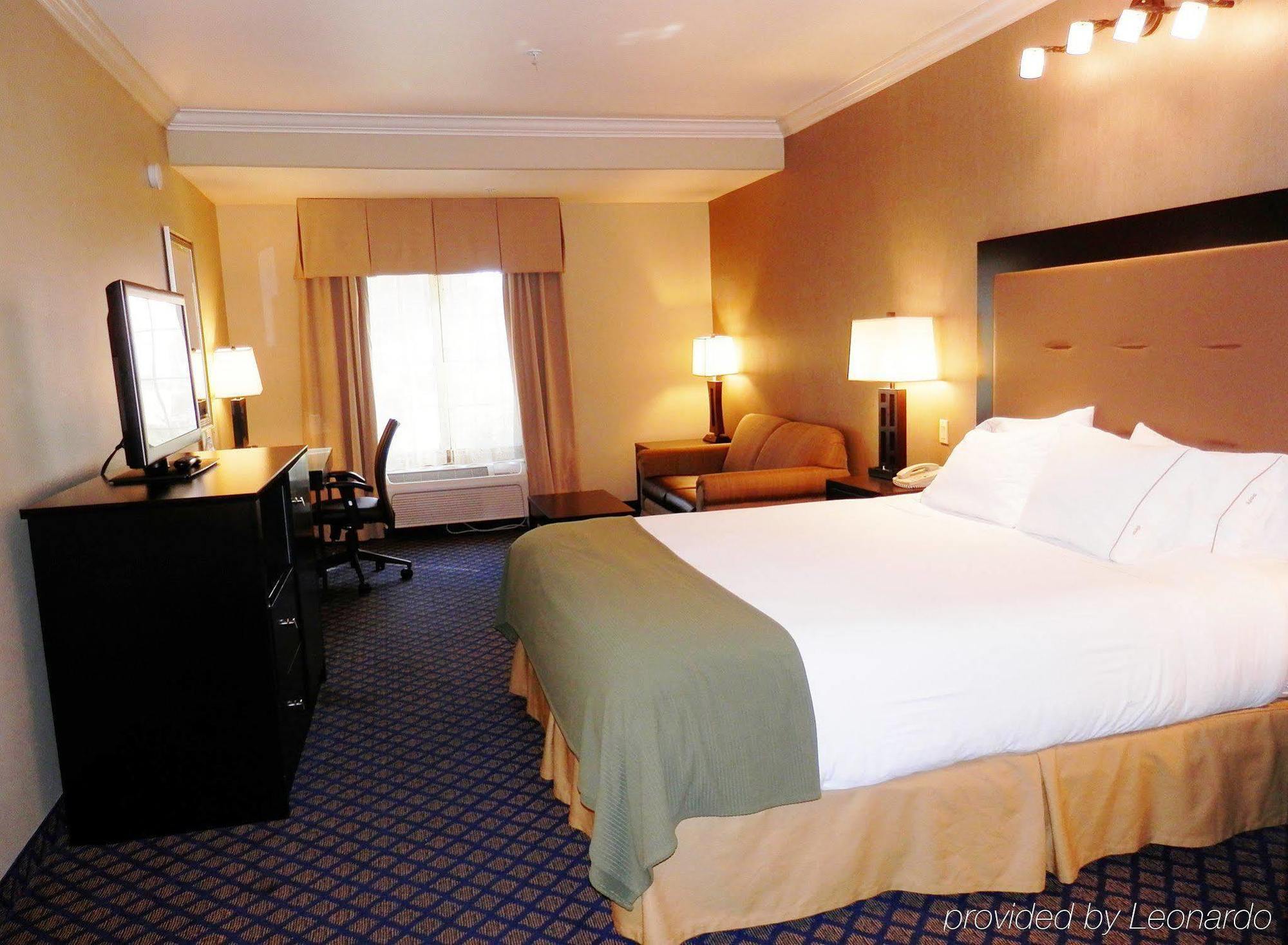 Express - Richmond Area By Ihg Hotel San Pablo