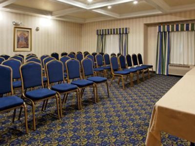 Express - Richmond Area By Ihg 3*